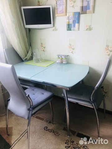 2-к квартира, 43 м², 1/4 эт.