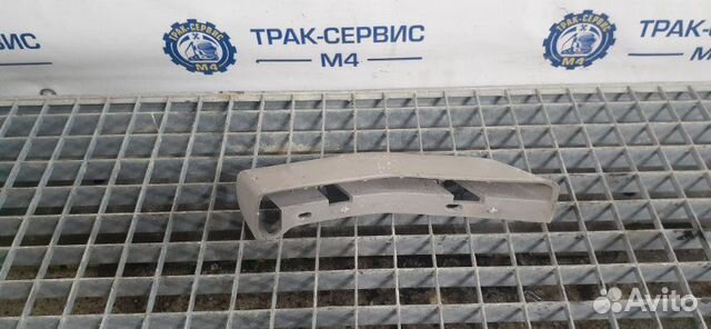 Накладка декоративная верхняя Renault Premium Dxi Накладка декоративная верхняя Renault Premium Dxi