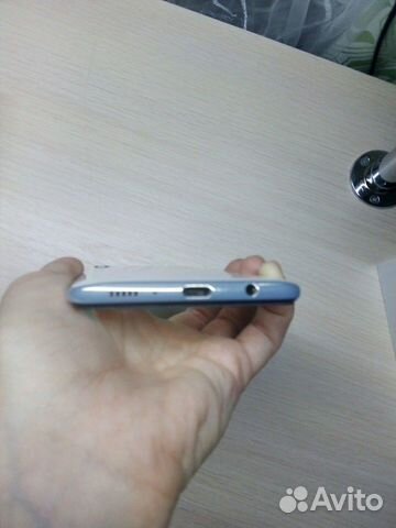 Samsung galaxy A70 128 Гб Samsung galaxy A70 128 Гб