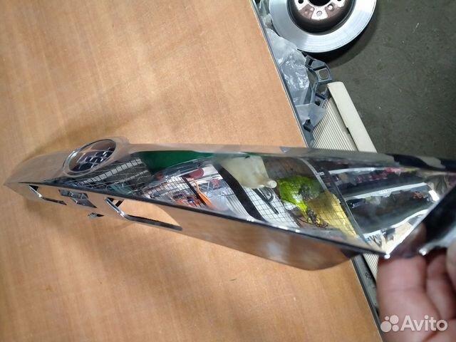 Облицовка багажной двери Subaru Impreza