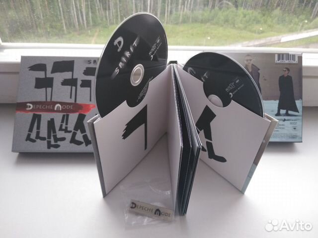 Depeche Mode - Spirit Box + Pin (2 CD Deluxe Editi