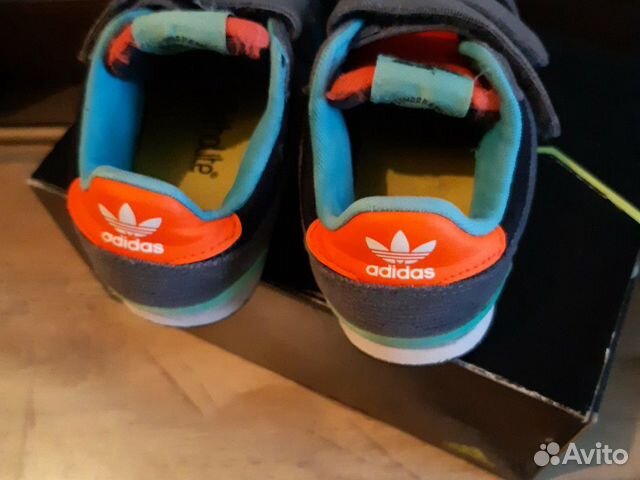 Кроссовки adidas