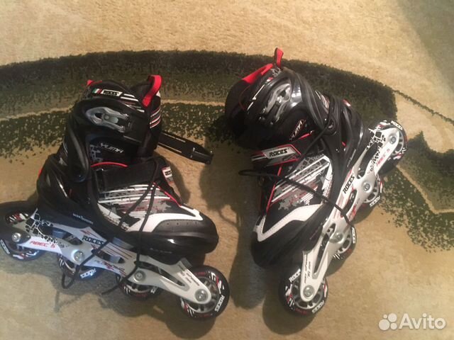 Роликовые коньки