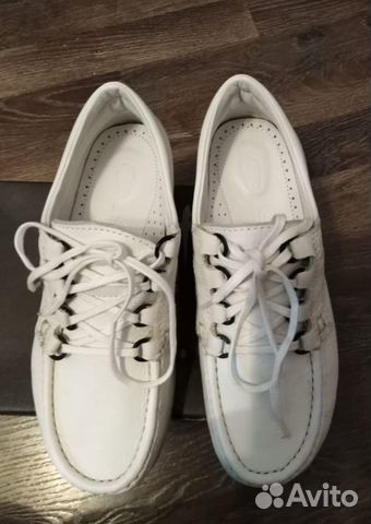 Продаю кроссовки новые Ecco 37-37.5 р, нат. кожа