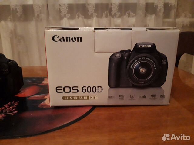 Canon 600D Зеркальный фотоаппарат Canon 600D Зеркальный фотоаппарат