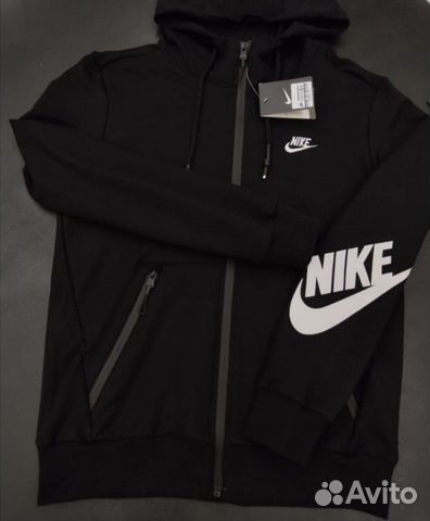 Nike спортивный костюм Nike спортивный костюм