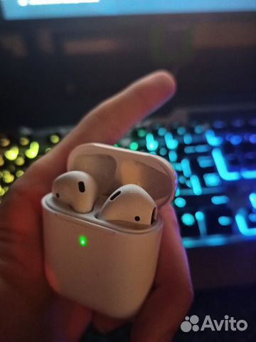 AirPods 2 AirPods 2
