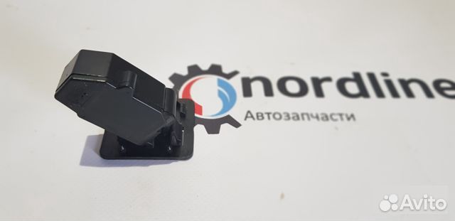 Датчик положения багажника Audi A4 B5 Датчик положения багажника Audi A4 B5