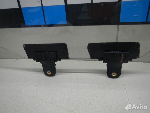 Стекло двери задней левой Kia RIO Стекло двери задней левой Kia RIO