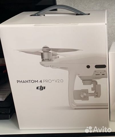 DJI Phantom 4 Pro+ (plus) V2.0 с монитором DJI Phantom 4 Pro+ (plus) V2.0 с монитором
