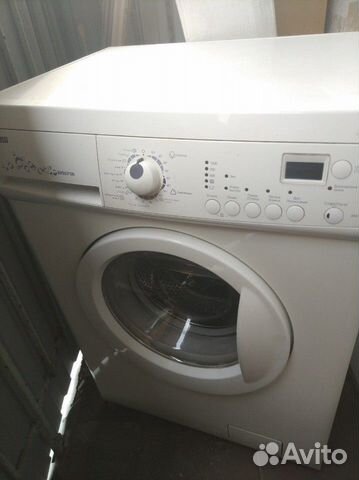 Стиральная машина Zanussi ZWS 7107 Стиральная машина Zanussi ZWS 7107