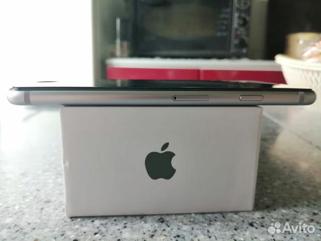 Телефон iPhone 6s Телефон iPhone 6s