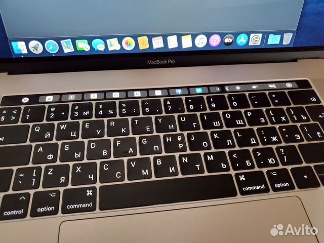 Apple MacBook Pro 15' 2017 Core i7 + Magic Mouse Apple MacBook Pro 15' 2017 Core i7 + Magic Mouse