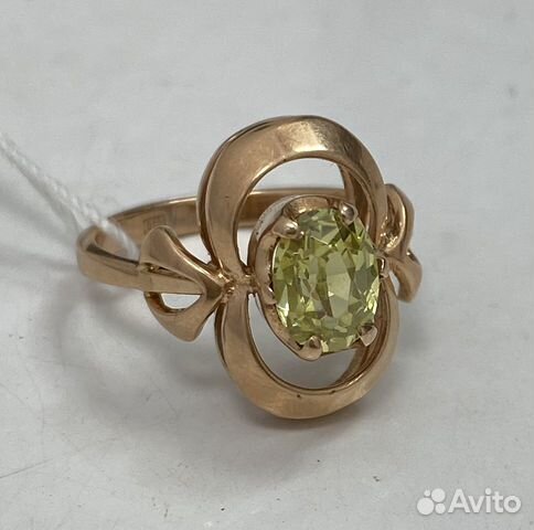 Золотое советское кольцо 583 с корундом р 17,25