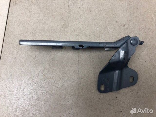 Петля капота передняя левая Audi Q3 8UB ctsa 2014 Петля капота передняя левая Audi Q3 8UB ctsa 2014