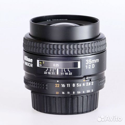 Nikon 35mm f/2 D Nikkor