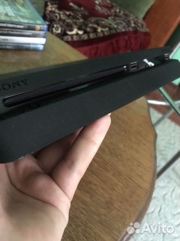 PlayStation 4 slim