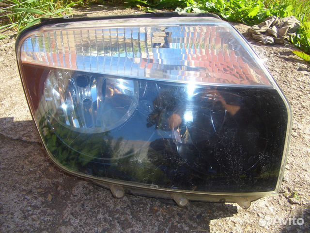 Фара правая Рено Дастер с10