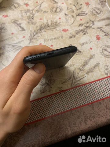 Телефон iPhone 7 32 гб Телефон iPhone 7 32 гб