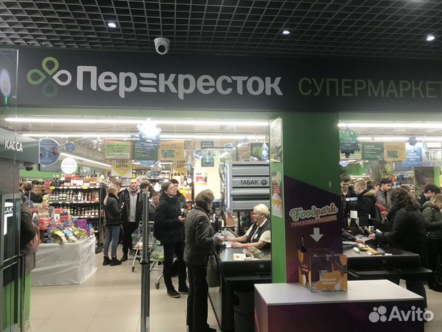Блок рядом со входом в супермаркет, 14.1 м² Блок рядом со входом в супермаркет, 14.1 м²