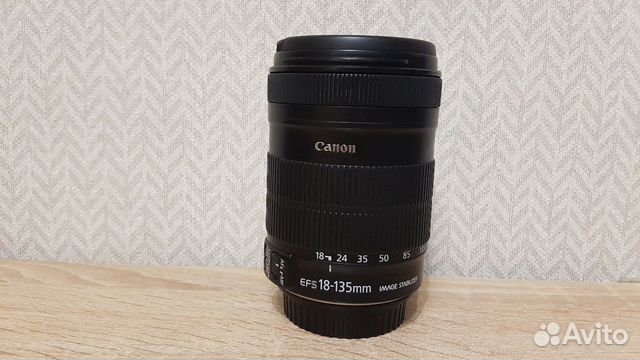 Canon EF-S 18-135mm f/3.5-5.6 IS