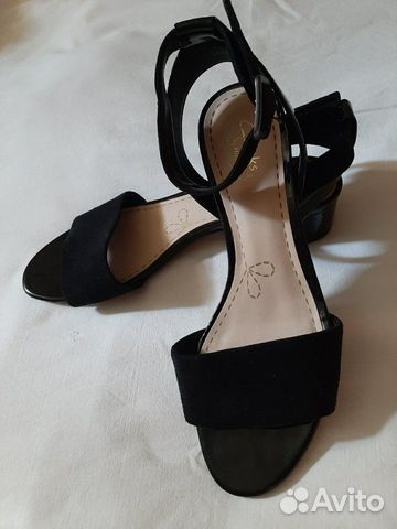 Босоножки Clarks новые 38 Босоножки Clarks новые 38
