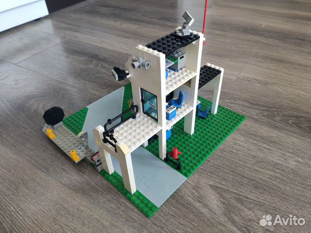 Lego 6598 Metro PD Station - Полицейский участок Lego 6598 Metro PD Station - Полицейский участок