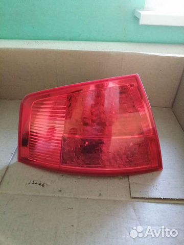 Фонарь задний левый Audi A8 4E