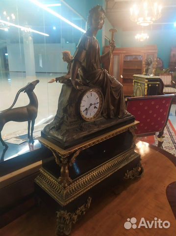 Часы каминные антикварные бронза