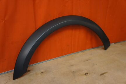 Молдинг крыла передний левый Audi Allroad C7