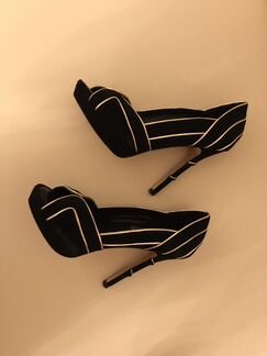 Новые туфли bcbgmaxazria не ношеные в коробке