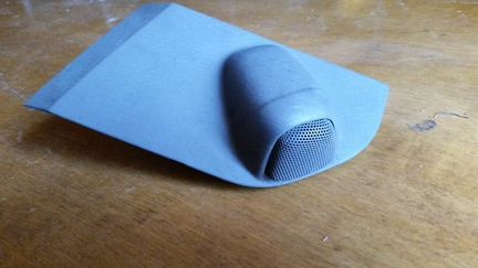 Lexus RX300 panel instrument right RH speaker twit