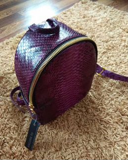 Рюкзак из кожи питона