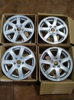 Диски бу оригинал R15 Y на Subaru