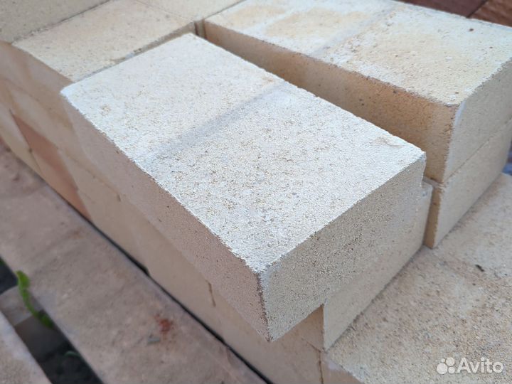 Кирпич огнеупорный, печной шамотный