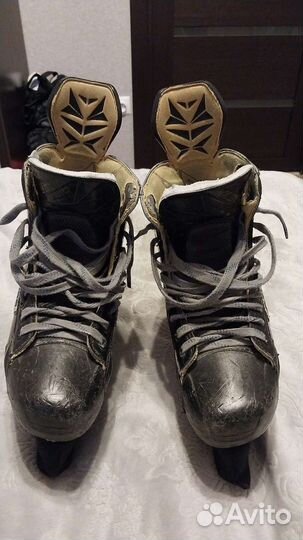 Хоккейные коньки bauer s180