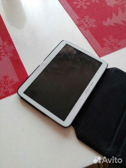 Samsung таб3