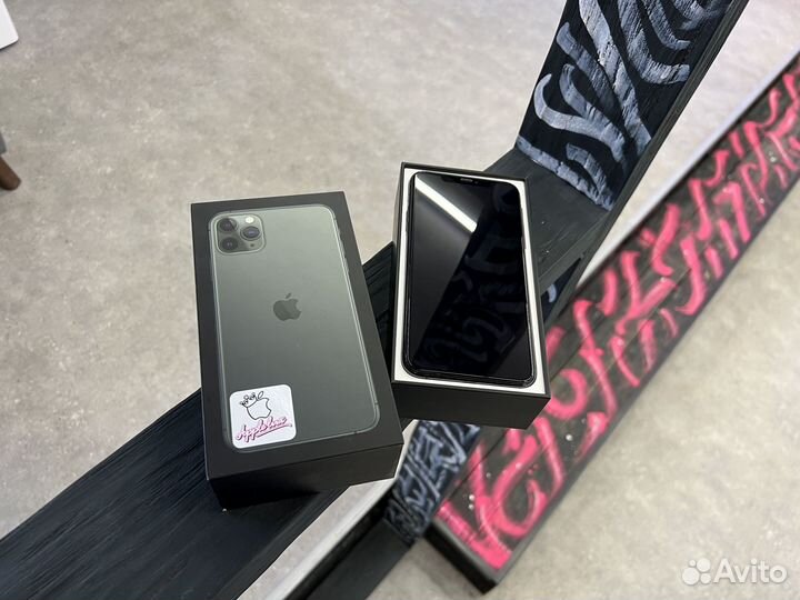 iPhone 11 Pro Max, Green, 64Gb
