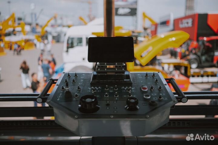 Асфальтобетоноукладчик BULL AP800, 2024