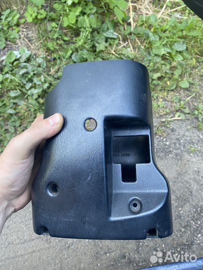 Кожух рулевой колонки