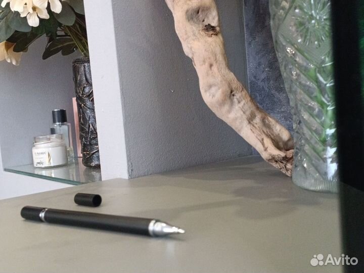 Стилус для рисования на телефоне или планшете