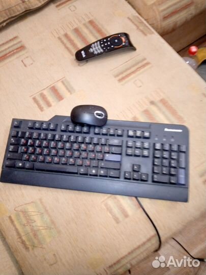Проводная клавиатура и без проводная мышь