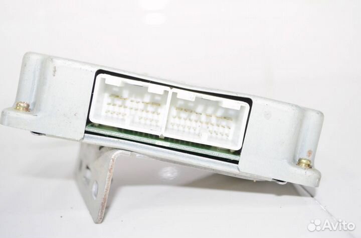 Блок управления Nissan Navara D40 2004-2010