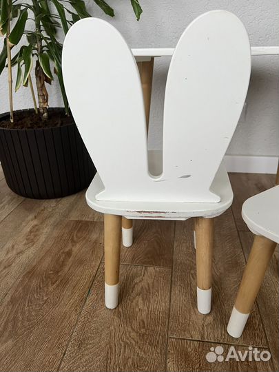 Детский стол и стульчик