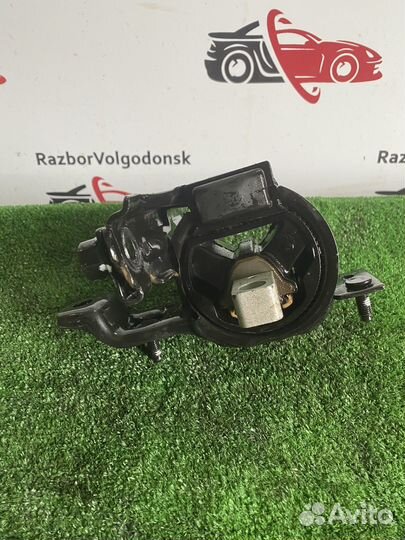 Подушка двигателя Volkswagen Polo 5