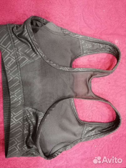 Костюм для спорта или йоги