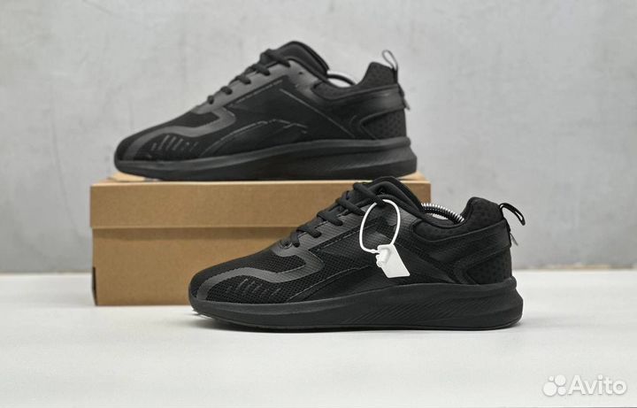 Кроссовки Reebok черные