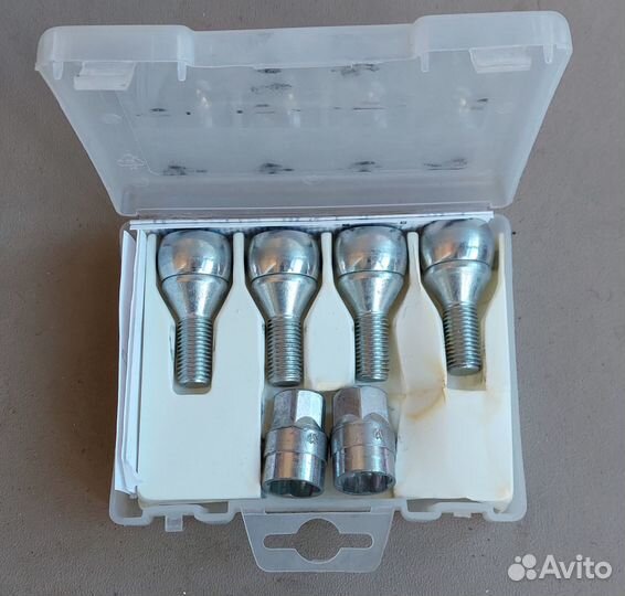 Секретные болты Renault