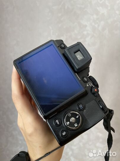 Зеркальный фотоаппарат nikon