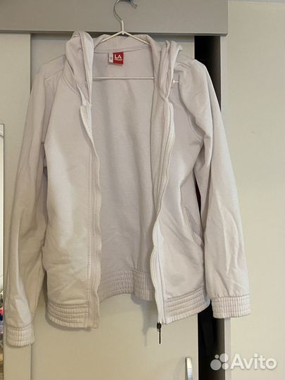 Ветровка спортивная женская